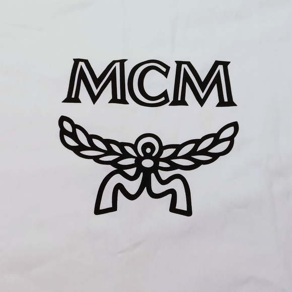 Auth! MCM dust bag Large - Picture 2 of 4